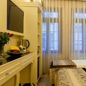 Hotel Nobel, Istanbul